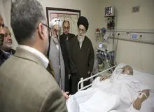 عیادت رهبر انقلاب از آیت الله موسوی اردبیلی