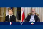 گفت‌وگوی تلفنی پزشکیان و مکرون؛ تأکید رئیس‌جمهور بر دفاع همه‌جانبه از تمامیت ارضی