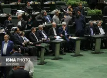 حاشیه های امروز مجلس/ درگیری دو نماینده در جلسه استیضاح کرباسیان