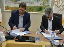 در راستای حمایت از قطعه سازان صورت گرفت؛ / امضای قرارداد 4000 میلیارد ریالی بین بانک صنعت و معدن و سایپا