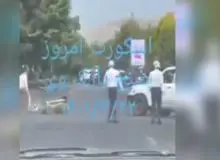 ارگان رسانه ای سپاه:  شخصی سعی کرده بود وارد تیم اسکورت رئیس جمهور ونزوئلا شود / تیم اسکورت چندین بار هشدار می‌دهد اما سرانجام اقدام به متوقف کردن موتور می‌کند