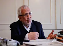 موتلفه در مرحله نهایی انتخابات و بعد از مناظرات بنا به تکلیف شرعی به فرآیند اجماع می‌پیوندد/ دست اندرکاران جبهه مردمی با مهندس میرسلیم در حال رایزنی هستند/ دولت احمدی نژاد سیاه و سفید مطلق ایجاد کرد