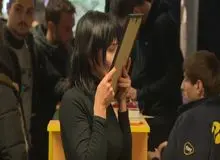 همسر خلبان هواپیمای اوکراینی: به او گفتم پرواز نکن؛ گفت: اگر پرواز در برنامه باشد، باید پرواز کنم / باور نمی‌کردیم پرواز لغو نشده باشد