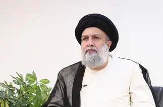 علوی تهرانی: از سال 75 به بعد شاهد افول سواد دینی مردم بوده‌ام/ امروز از صد سوال، صد و ده سوال راجع به طلسم و خرافات است/ والله این فاجعه است