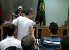 خبرگزاری قوه قضاییه: مشایی جلسه دادگاه را با رفتار‌های نامتعارف آغاز کرد / او هنگام تلاوت قرآن نیز، با صدای بلند مشغول صحبت بود 
