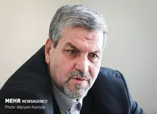 کواکبیان: رقابت‌ انتخاباتی بدون احزاب به «جوک» شباهت دارد
