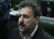 فلاحت‌پیشه: اصولگرایان چهره‎های برجسته جریان «راست» را با دستان خود می‌سوزانند