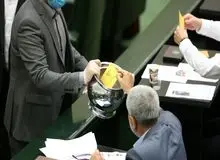 تندروها از ولایت فقیه هم می‌گذرند؟