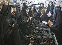 نامه اعتراضی دبیر ستاد امر به معروف به وزیر صمت: شاهد فروش مانتوهای نامتعارف با قیمت‌هایی به مراتب نازل‌تر از چادر در فروشگاه‌ها هستیم/ چرا لباس مناسب و مطابق با شرع و عرف باید گرانتر از لباس نامناسب و مبتذل باشد؟