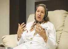 مینو محرز: در واکسیناسیون کرونا خیلی عقب هستیم/ روزهای سخت‌تری در انتظارمان است