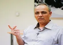 زیدآبادی: پیروزی رئیسی در رقابت با «لاک پشت» افتخار ندارد