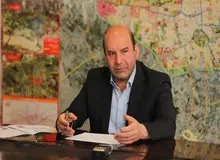 صارمی، معاون شهردار تهران: اگر موشک به یک کیلومتری خانه‌های جنوب تهران بخورد، خودشان می‌ریزند/ فقط با ۳ درصد هزینه بیشتر، ساختمان‌ها در مقابل بمباران ایمن‌تر می‌شوند/ در جنگ ۱۲ روزه، مردم مناطق فقیر در شهر ماندند، اما مرفه‌ها رفتند 