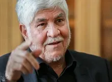 محمدهاشمی: دست روحانی پر است، بخاطر نظام مجبور است لبخند بزند