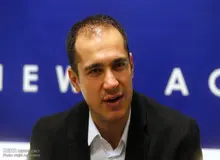 کاوه مدنی: جامعه‌ای که با حیواناتش خوب رفتار نمی‌کند احتمالا با انسان‌هایش هم خوب رفتار نمی‌کند/ تشویق به کاهش گوشتخواری لزوماً ویگنیسم نیست/ فقر پس از شیوع کرونا موجب بی توجهی بیشتر به محیط زیست می شود