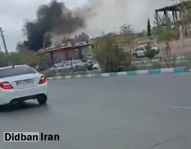 آتش گرفتن یک دستگاه خودرو در ورودی یک پمپ بنزین در کرمان+فیلم 