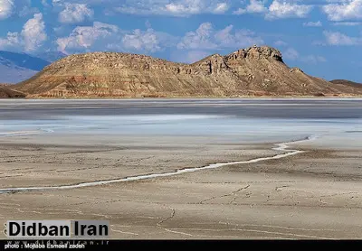 حجم آب دریاچه ارومیه نصف شد