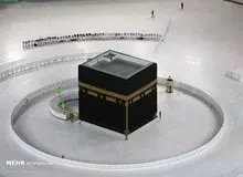 عربستان، بوسیدن و لمس خانه خدا را ممنوع کرد
