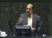عضو کمیسیون صنایع و معادن مجلس: نمی توانیم روزی یک میلیون و ۴۰۰ هزار بشکه نفت بفروشیم