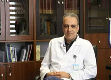 دبیر کمیته علمی کشوری کرونا: پیک ششم مثل پیک پنجم نخواهد بود/ والدین کودکان ۱۲ تا ۱۸ سال نترسند و واکسیناسیون فرزندانشان را انجام دهند