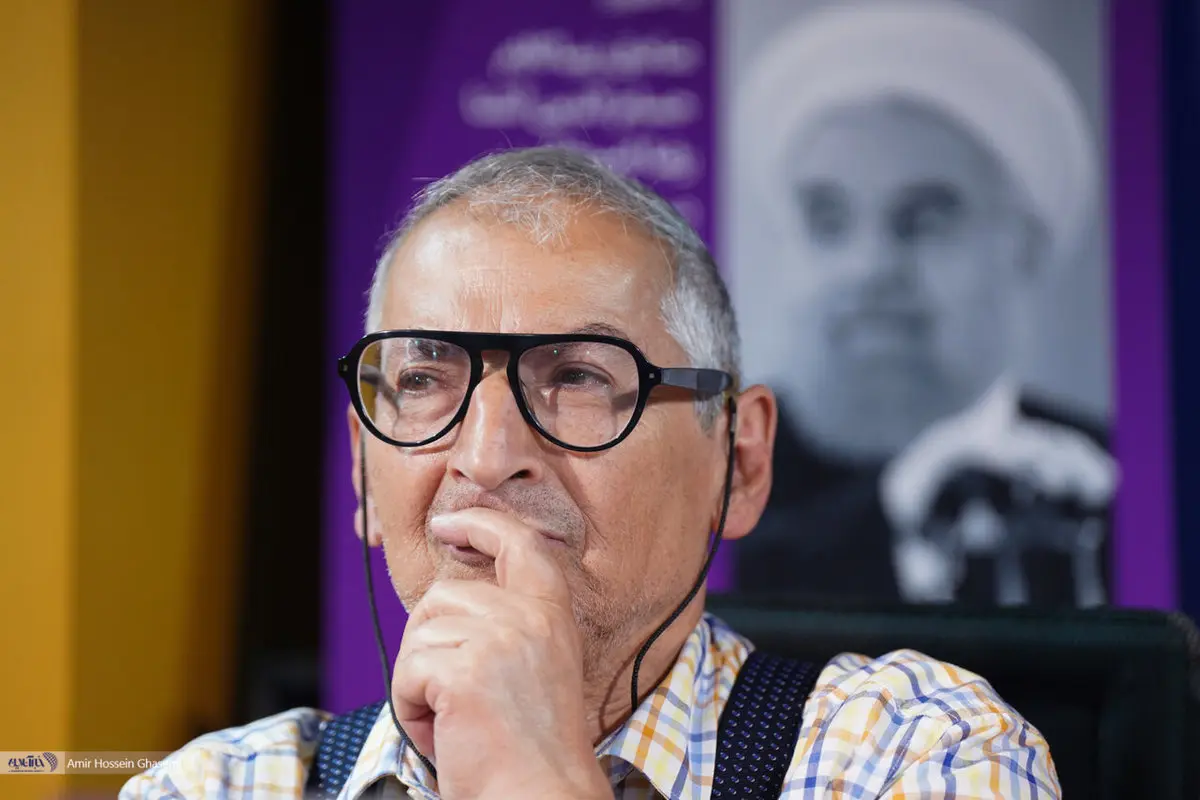 پیش بینی زیباکلام درباره تکرار جنگ میان ایران و اسرائیل/  اگر فعالیت در تاسیسات هسته ای فردو، نطنز و اصفهان از سر گرفته شود، اسرائیل واکنش نشان می دهد