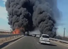 استانداری قزوین: آتش‌سوزی در آزادراه قزوین - رشت ناشی از ضایعات روغن سوخته است