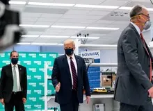 ترامپ: واکسن کرونا ظرف ۴ هفته آینده آماده می شود