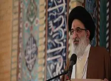 نماینده ولی فقیه البرز: لایحه عفاف و حجاب نمی‌تواند جلوی فروریختن دیوار برلین را بگیرد