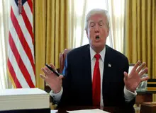 ترامپ: ایران می گوید ارتباطی با حمله به عربستان نداشته؛ خواهیم دید/ به یاد دارید که وقتی پهپاد امریکا را ساقط کردند، گفتند که در داخل حریم هوایی شان بوده، اما می دانستند دروغ بزرگی است و بر آن پافشاری کردند