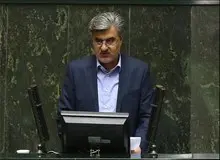 یک عضو کمیسیون اجتماعی: دولت باید حقوق کارگران و کارمندان را افزایش دهد
