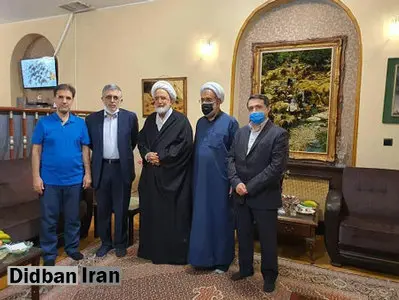 دیدار‌های اخیر کروبی مقدمه رفع حصر است؟/ فعال رسانه ای اصولگرا: روحانی به دنبال پروسه رفع‌حصر و گشایش سیاسی در 3 ماه آینده است