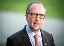 وزیر خارجه اتریش: ایران به مسیر تشدید تنش‌ها ادامه می‌دهد