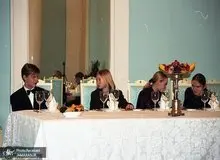 تصاویر دختران پوتین لو رفت؛خیانت در امانت رفیق گرمابه و گلستان آقای رئیس جمهور!/عکس