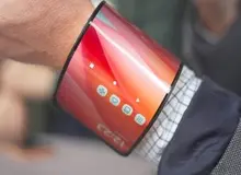 نمایش گوشی خم‌شونده موتورولا در MWC ۲۰۲۴؛ موبایلی که می‌تواند دور مچ دست بسته شود