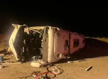 جزئیات تصادف مرگبار اتوبوس اصفهان - مشهد در نطنز / پلیس: اتوبوس وارد لاین مقابل شد و با یک پژو برخورد کرد / ۱۳ نفر جان باختند