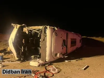 جزئیات تصادف مرگبار اتوبوس اصفهان - مشهد در نطنز / پلیس: اتوبوس وارد لاین مقابل شد و با یک پژو برخورد کرد / ۱۳ نفر جان باختند