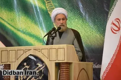 نماینده ولی فقیه در فارس: شیطان جلوه‌های گناه را در جامعه افزایش داده است/در فضای مجازی زمینه گناه به شدت فراهم است