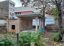 شهرداری تهران: مقبره صور اسرافیل و ملک المتکلمین در حال بازسازی است
