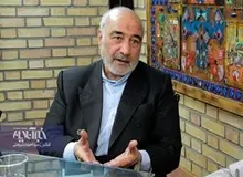 منصوری: الزاما این طور نیست که رئیس‌جمهور نظامی باشد تا امور کشور سامان پیدا کند/ مسئله ما بی اعتقاد به اجرای قانون است وگرنه هیچ مسئله دیگری نداریم
