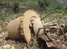 پدر کودک 11ساله‌ای که در کردستان قربانی مین شد: آنجا نه سیم خارداری بود و نه تابلویی که متوجه شویم احتمال خطر هست/ دو دست پسرم قطع شد و یکی از چشم‌های او نیز تخلیه شد
