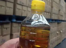  دبیر اتحادیه بنکداران مواد غذایی: روغن دولتی به خارج از کشور قاچاق می شود؛ به خاطر همین گران شده