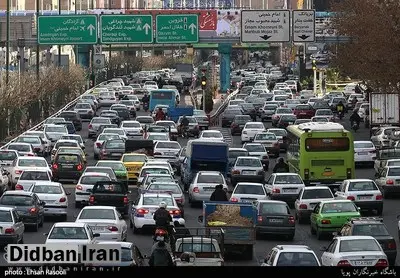 به کار بردن عبارت توهین آمیز یک مدیر شهرداری تهران درباره خبرنگاران؛ "طلبکار! / آقای مدیر خبرنگار طلبکار نیست وظیفه شماست که طرح ترافیک و کارت خبرنگاری بدهید/ پاسخگوی عملکرد ضعیف و طرح های ترافیکی که بانک ها و موسسات دولتی داده اید باشید 
