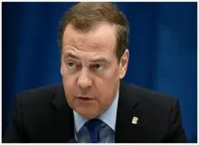  معاون شورای امنیت ملی روسیه: مکرون تا ۲۰۲۷ ناپدید می‌شود