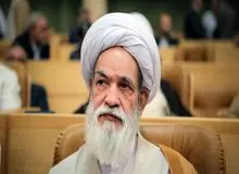 عضو جامعه روحانیت مبارز: در قانون اساسی نیامده است که حتما همه باید در انتخابات شرکت کنند/ فردی با رأی حداقلی لیاقت ریاست جمهوری را ندارد
