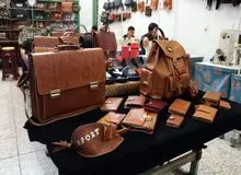 در صنف کیف و کفش، هیچ کارگر ایرانی وجود ندارد؛ همه افغانستانی‌اند +فیلم