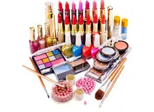 قاچاق ۵۵ درصد لوازم آرایشی/ سود ۲۴۰ درصدی قاچاق لوازم آرایشی