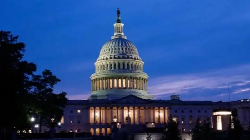 سناتورهای آمریکا گام بزرگ برای پایان طولانی‌ترین تعطیلی دولت برداشتند