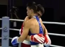 پس گرفتن مدال بوکسور ازبک به دلیل گاز گرفتن حریف + فیلم