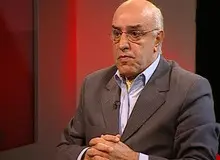 پیروز مجتهدزاده: یکی از مشکلات ما در مذاکرات هسته ای عدم تسلط تیم مذاکره کننده به زبان انگلیسی است/ مذاکره کردن با سخنرانی کردن فرق می کند