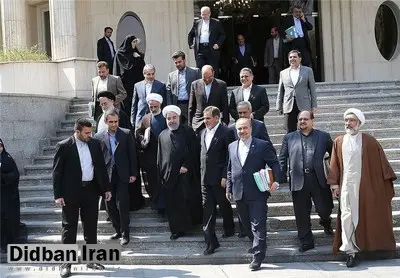 شاهکارهای اقتصادی دولت یازدهم در سال 95 / از تورم تک رقمی تا رشد 7.4 درصدی/ بهبود شاخص رفاه و ایجاد 700 هزار شغل/ دستاوردهای چشمگیر صنایع هوایی و نفتی / مخالفانِ سیاست زده یِ دولت چشمان خود را باز کنند!