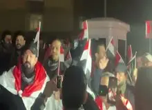 تظاهرات حمایت شهروندان عراقی از حاکمیت کشورشان در بغداد